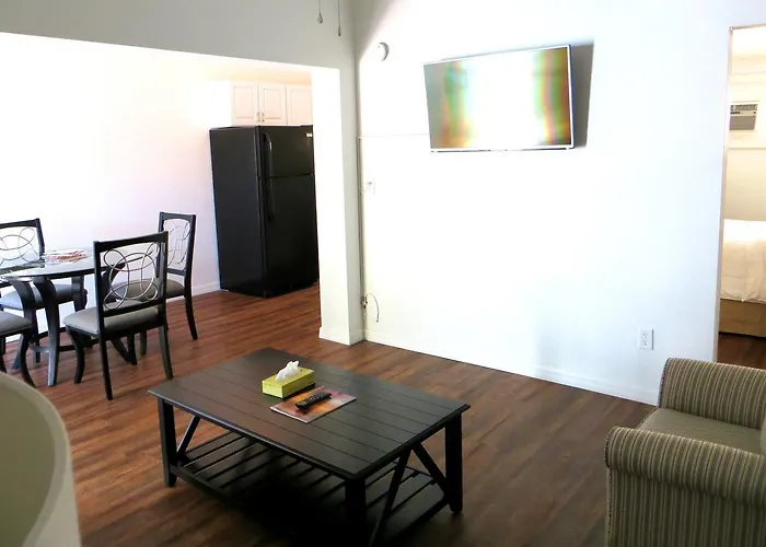 Hotel Beachview Suites 2*
